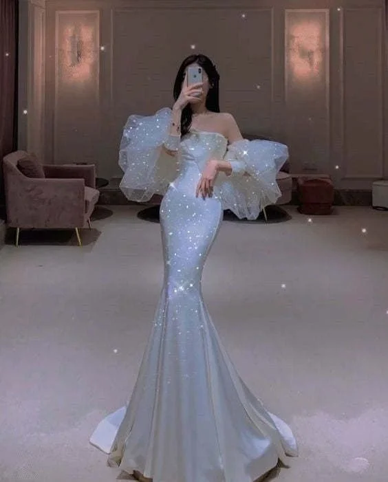 Last Chance wool dressStunning White Strapless Mermaid Satin Long Wedding Dress, DP4201