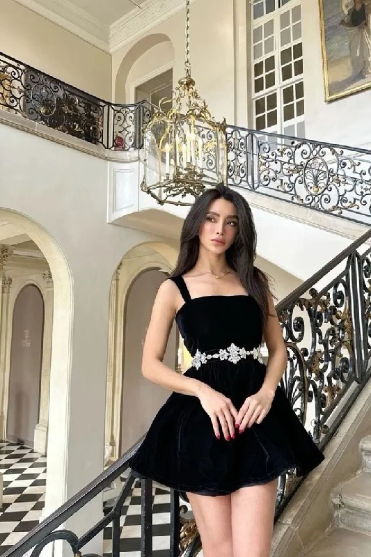Incredible Offers sleek midi dressBlack Straps Velvet Homecoming Dress Short Party Dress with Appliques,DP1729 Incredible Offers sleek midi dressBlack Straps Velvet Homecoming Dress Short Party Dress with Appliques,DP1729